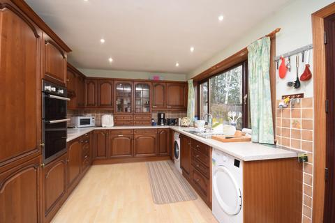 3 bedroom detached bungalow for sale, Golf Course Road, Blairgowrie