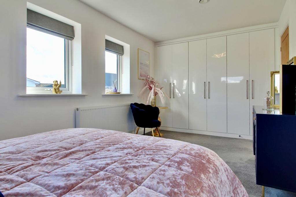 Bedroom 3 - reverse view