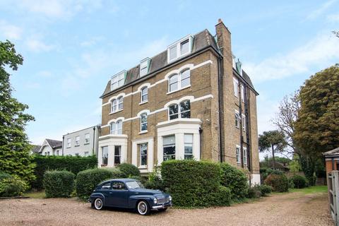 2 bedroom apartment for sale, Hampton Road, Teddington