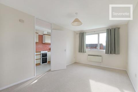 1 bedroom apartment for sale, Droveway, Loughton