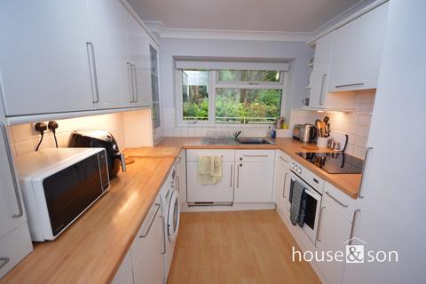 2 bedroom apartment to rent, Glenferness Avenue, Talbot Woods