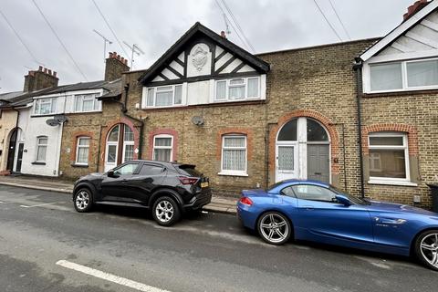 3 bedroom terraced house for sale, Swanfield Road, Waltham Cross