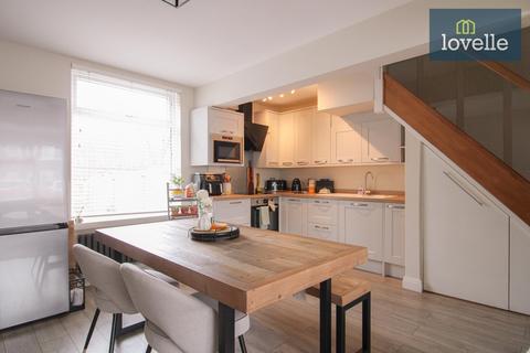 50 Chelmsford Avenue, Grimsby, DN34 4RZ