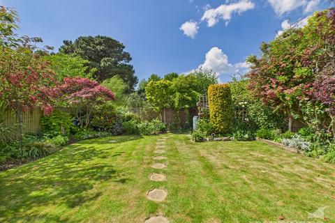 3 bedroom detached bungalow for sale, Furse Feld, Aldwick