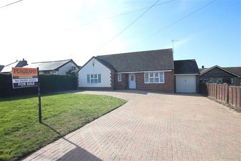 3 bedroom detached bungalow for sale, Clacton Road, Weeley, Clacton on Sea