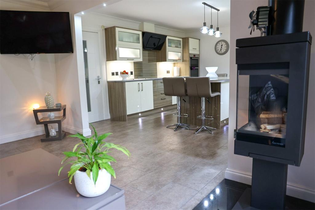 Kitchen/Family Room