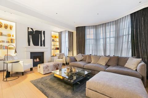 3 bedroom flat for sale, Warwick Mansions, Cromwell Crescent, London