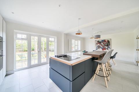 5 bedroom detached house for sale, Redwing Gardens, West Byfleet, KT14