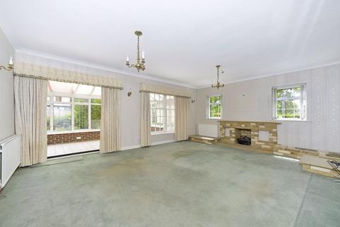 5 bedroom detached house for sale, Gadbridge Lane, Ewhurst