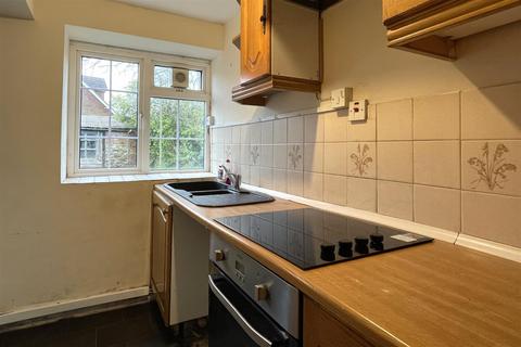 2 bedroom terraced house for sale, Regent Street, Bradford On Tone, Taunton