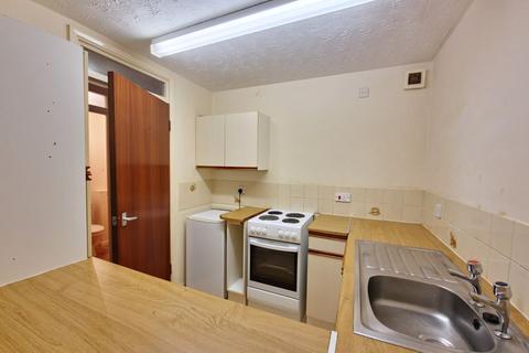 1 bedroom flat for sale, Grebe Court, Blakespool Park, Bridgwater