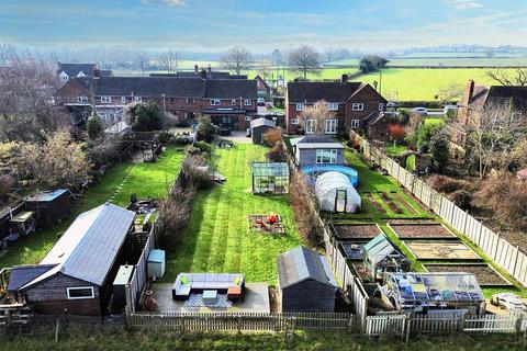 3 bedroom terraced house for sale, Radford Road, Rous Lench, WR11