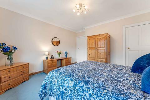 7 Alloway, Ayr, KA7 4PY