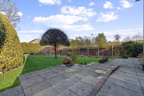 4 bedroom detached house for sale, Worcester Road, Chichester