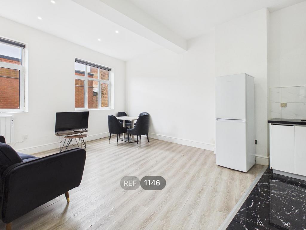 Kitchen &amp; Living area