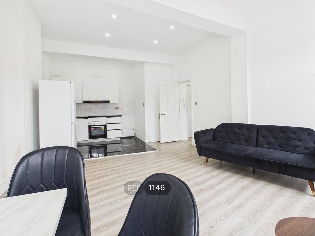 Kitchen &amp; Living area