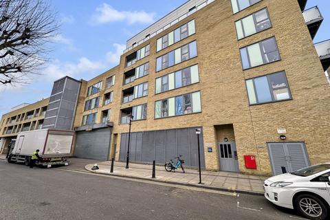 3 bedroom apartment to rent, Clement Attlee House, London E3