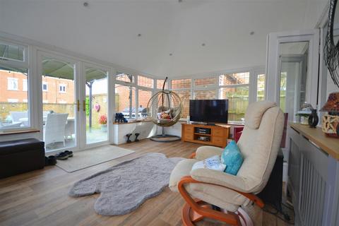 4 bedroom detached house for sale, Liederbach Drive, Verwood