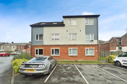2 bedroom apartment for sale, Pine Street, Heywood