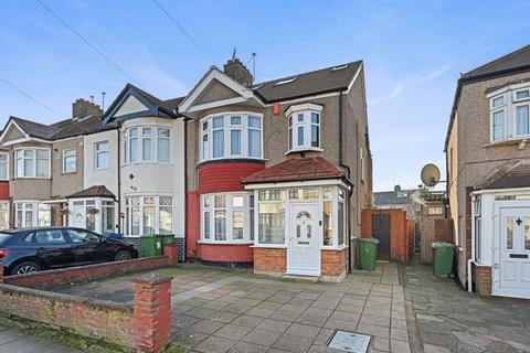 Blenheim Road, North Harrow