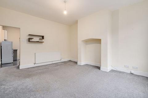 2 bedroom terraced house to rent, Sunlight Road, Heaton, Bolton. *AVAILABLE NOW*