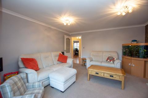 4 bedroom detached house for sale, Brackley Avenue, Tyldesley M29 8TD