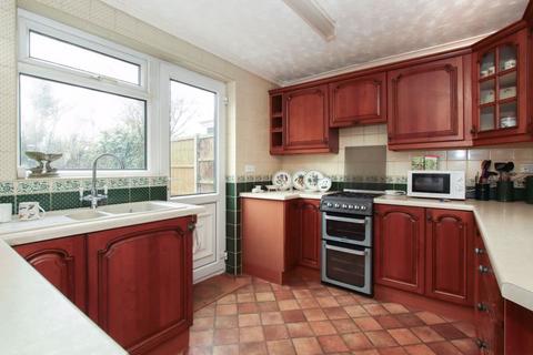 3 bedroom semi-detached house for sale, Deans Furlong, Tring