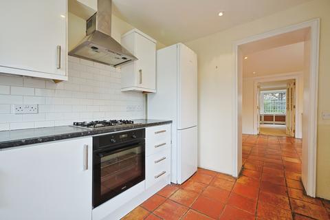 4 bedroom terraced house to rent, Goldhawk Road, W12