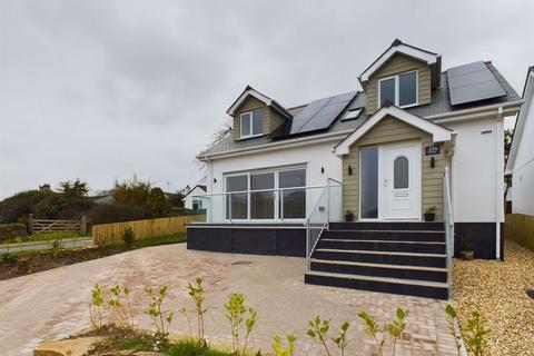 Merriporth, 23a Meneth, Gweek, Helston, TR12 6UW