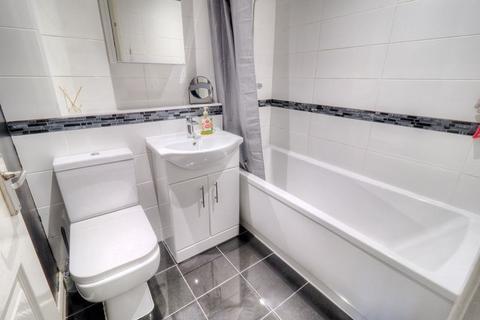 8 Billings Close, Stokenchurch, High Wycombe, HP14 3SE