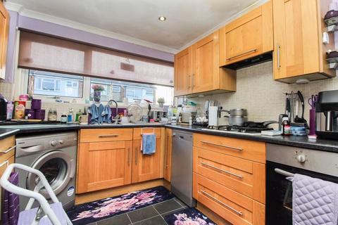 47 Chapel Field, Great Barford, Bedford, MK44 3JT