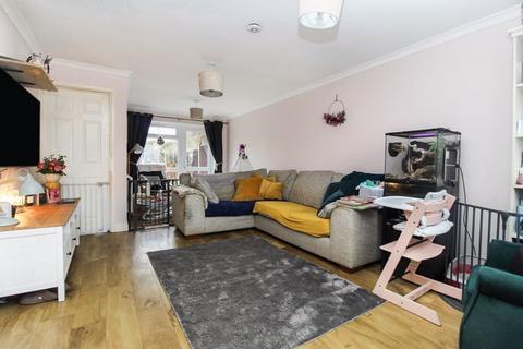 3 bedroom semi-detached house for sale, Dines Close, Bedford MK45