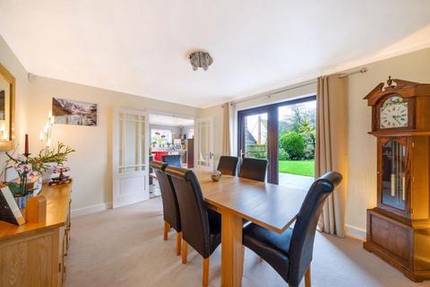 5 bedroom detached house for sale, Panters Close, Nash MK17