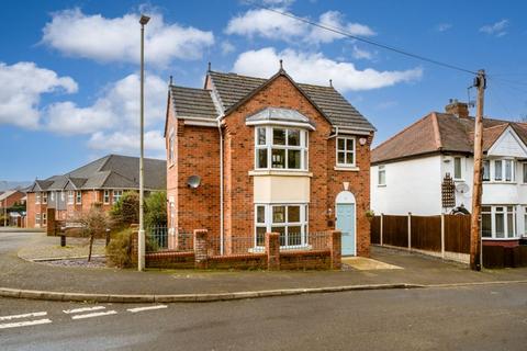 2 bedroom detached house for sale, Watery Lane, Stourbridge DY8