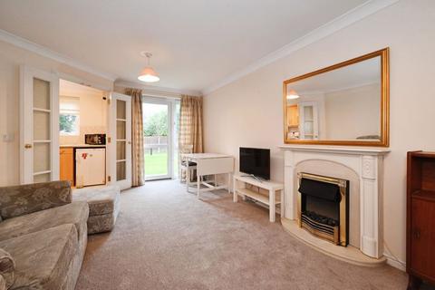 1 bedroom retirement property for sale, 405-411 Reading Road, Wokingham RG41