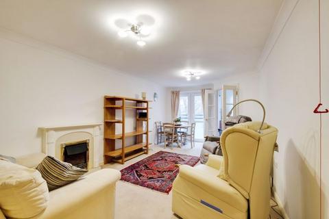 2 bedroom retirement property for sale, Wortley Road, Highcliffe BH23