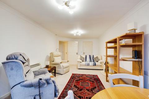 2 bedroom apartment for sale, Highview Court, Highcliffe BH23