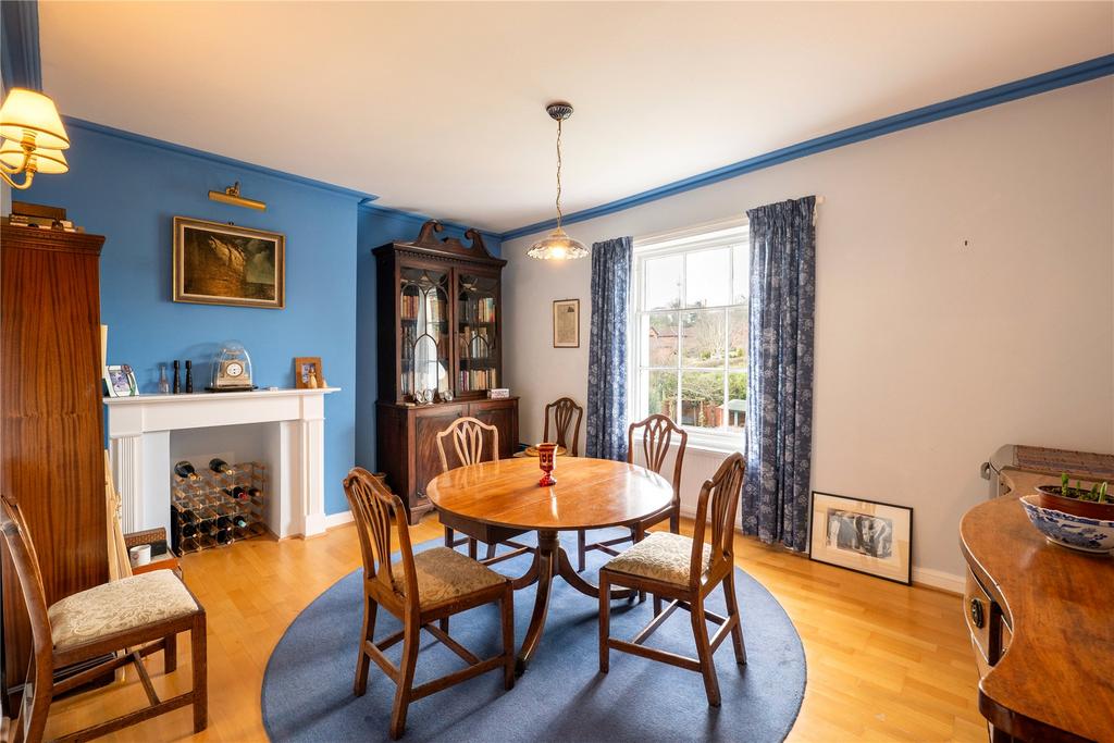 Bedroom Three/Dining