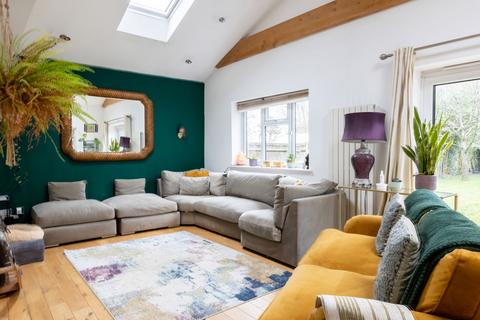 5 Birch Close, Hildenborough, Tonbridge, TN11 9DU