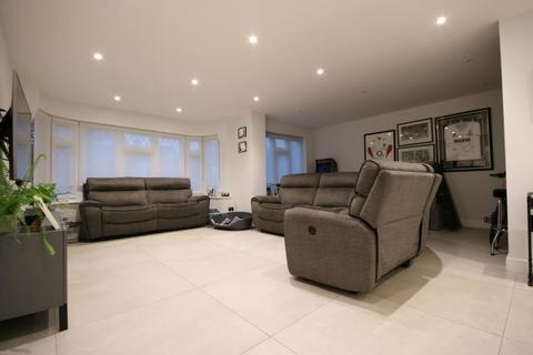 4 bedroom detached house for sale, Edgware HA8