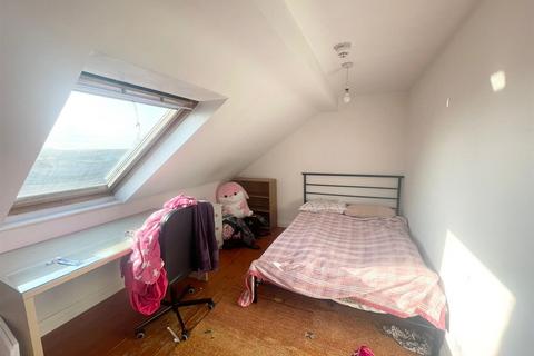 5 bedroom terraced house to rent, £125pppw excl bills - 5 Bed on Bute Avenue 25/26 Academic Year