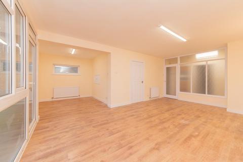 2 bedroom flat for sale, London Road, Stanmore HA7