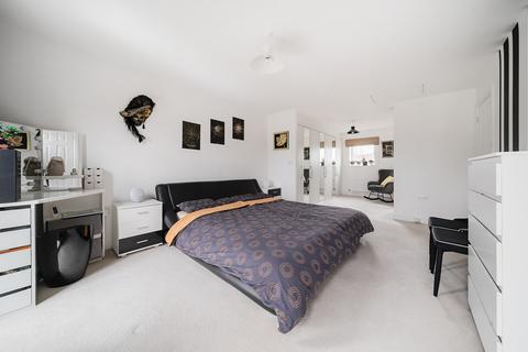 55 Austin Way, Bracknell, RG12 9HQ
