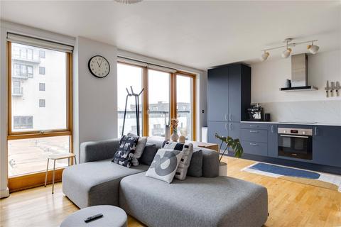 2 bedroom apartment for sale, Guide £500,000 - £525,000 Biggs Square, Hackney E9