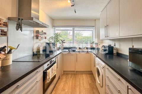 165 Whitehall Road, Uxbridge, UB8 2DS