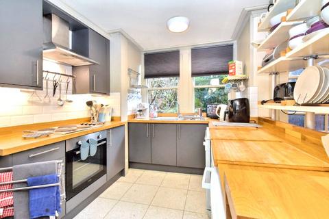 16 Pearson Terrace, Leeds, LS6 1HZ