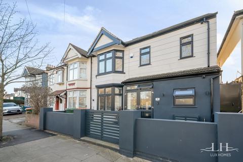 5 bedroom semi-detached house for sale, Cheltenham Gardens, East Ham