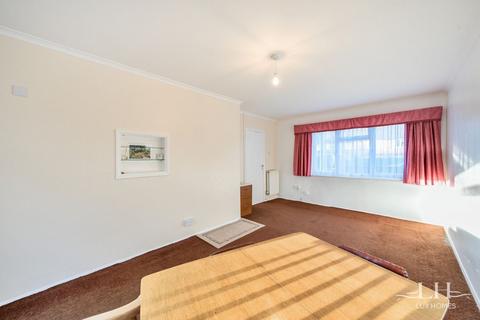 2 bedroom end of terrace house for sale, Hawthorn Avenue, Hutton