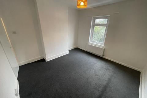 2 bedroom terraced house to rent, AMBLECOTE - Collis Street