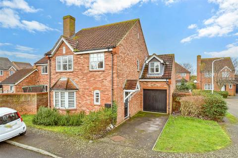 4 bedroom detached house for sale, Gainsborough Avenue, Margate, Kent